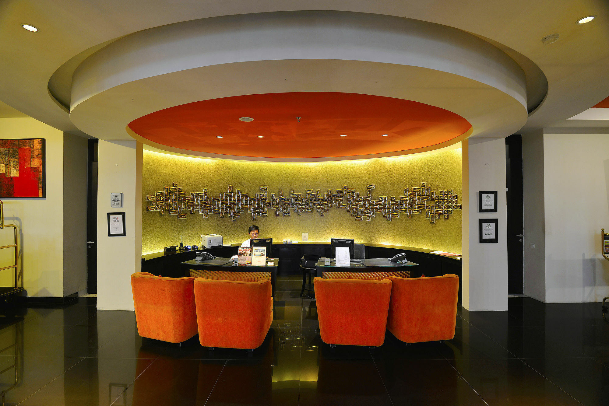 100 Sunset Kuta Hotel & Ballroom 외부 사진